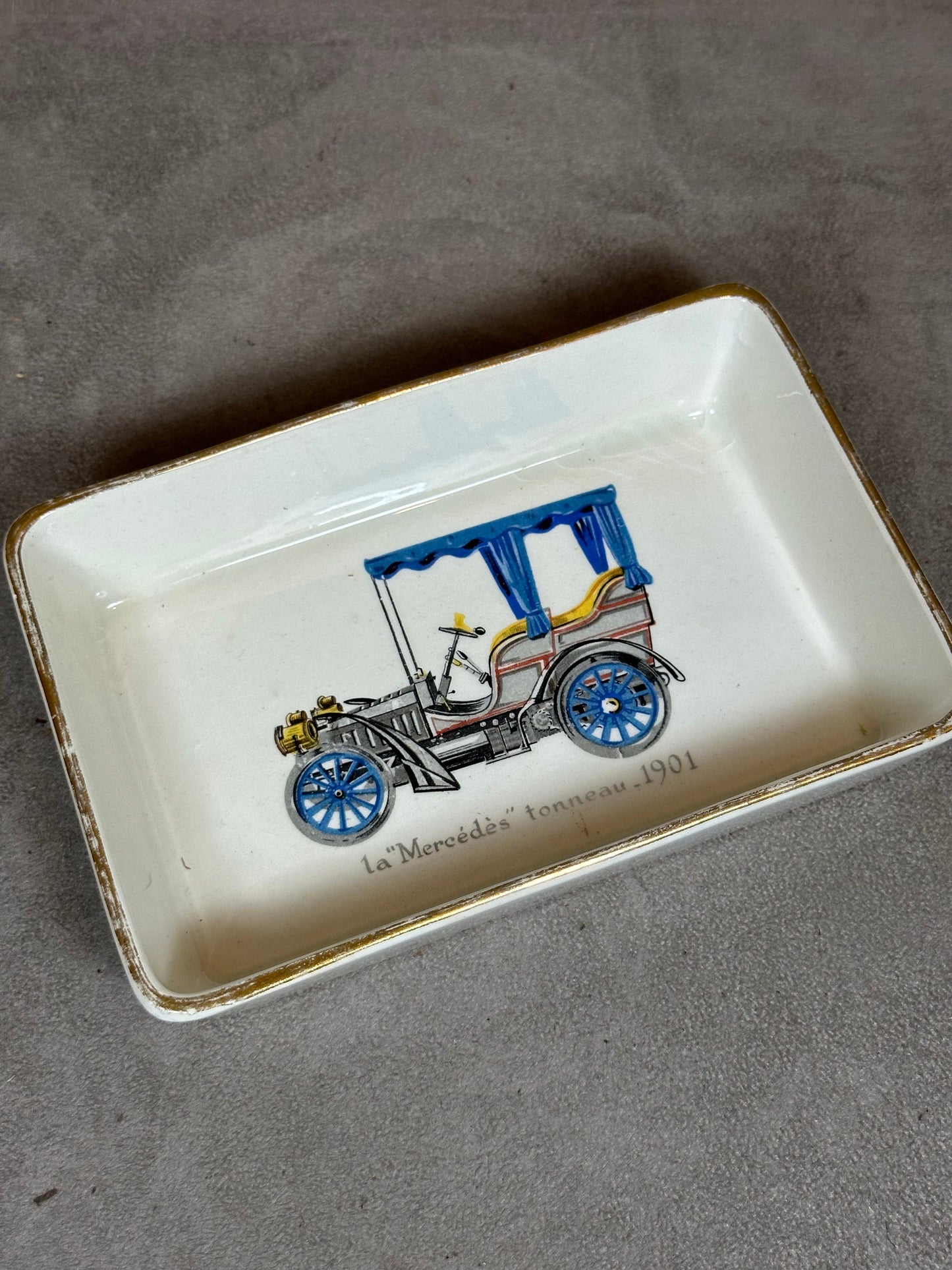 GIEN earthenware pocket emptier with Mercedes car decoration from 1901 Made in France