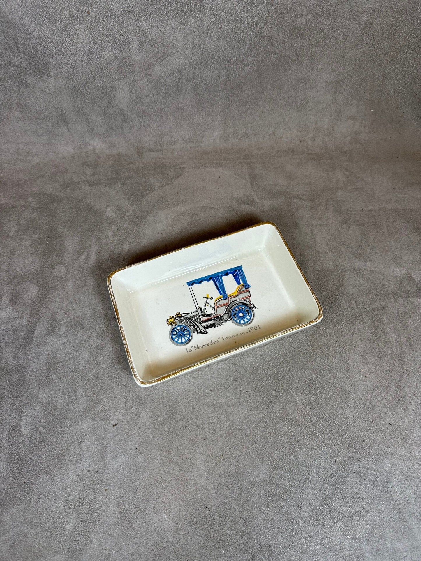 GIEN earthenware pocket emptier with Mercedes car decoration from 1901 Made in France