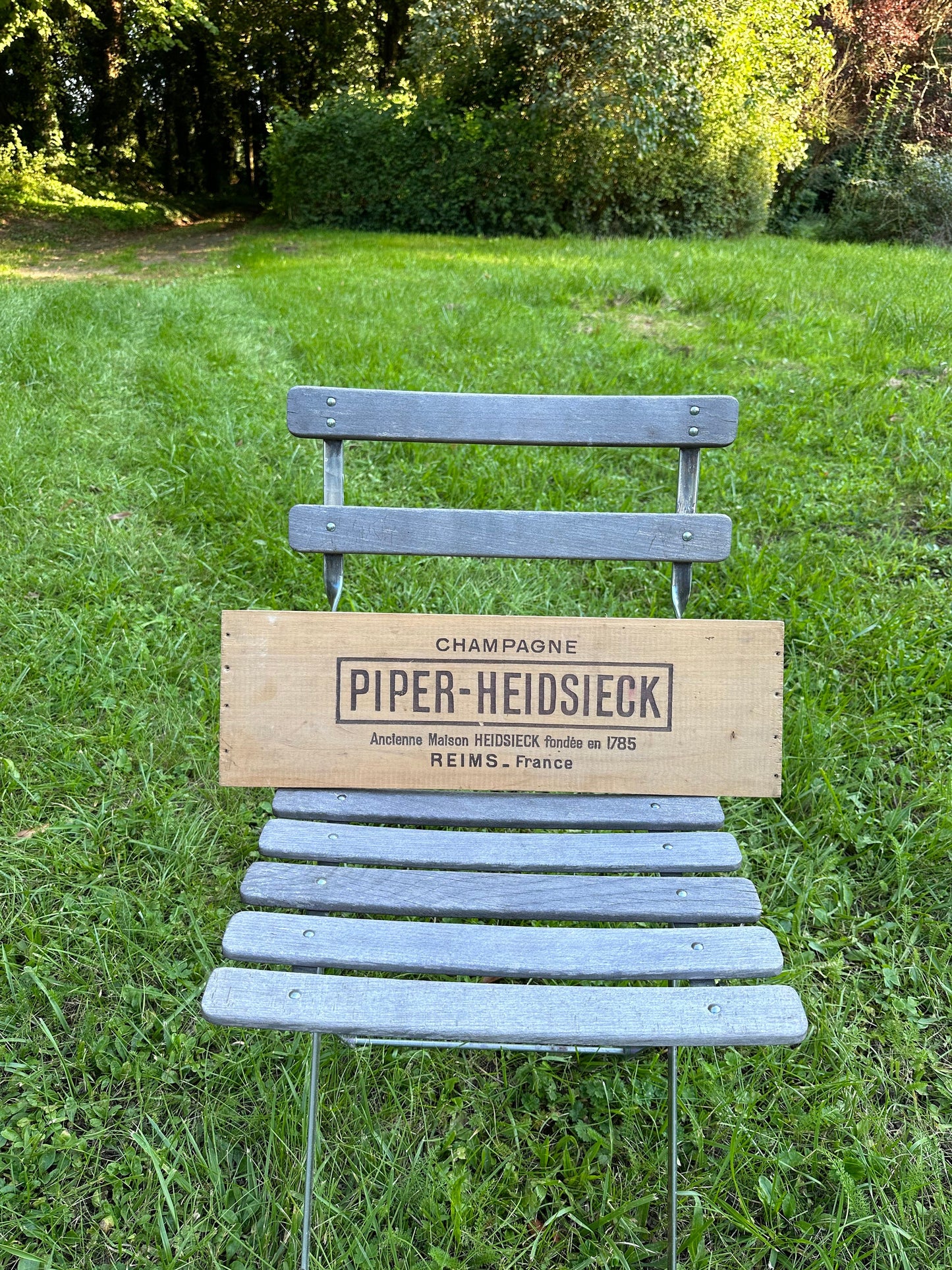 Planche en bois de boite pour bouteilles de champagne Piper Heidsieck taille magnum Made in France Années 1980