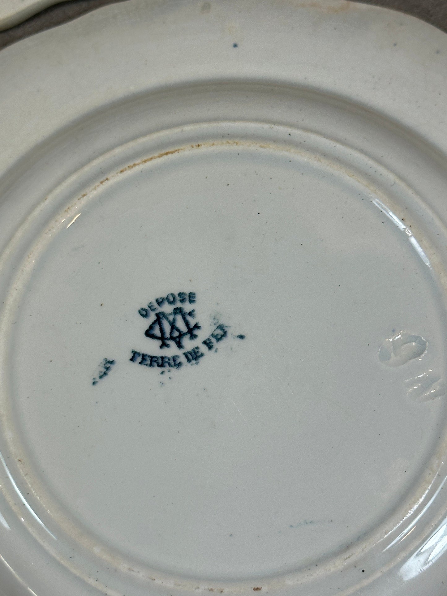 Set of 2 old talking plates in earthenware on the theme of peasant proverbs Creil and Montereau Terre de Fer made in France 1900