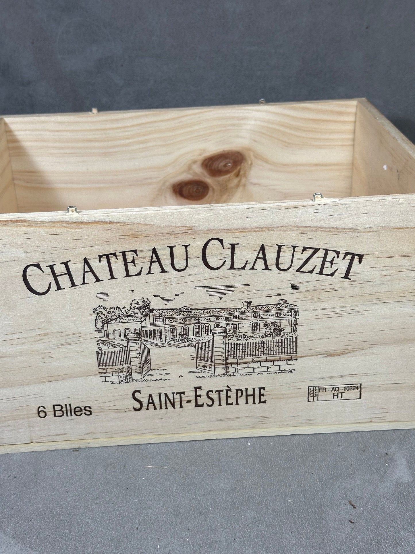 Caisse en bois Chateau Clauzet Saint Estèphe Made in France Vintage 1980