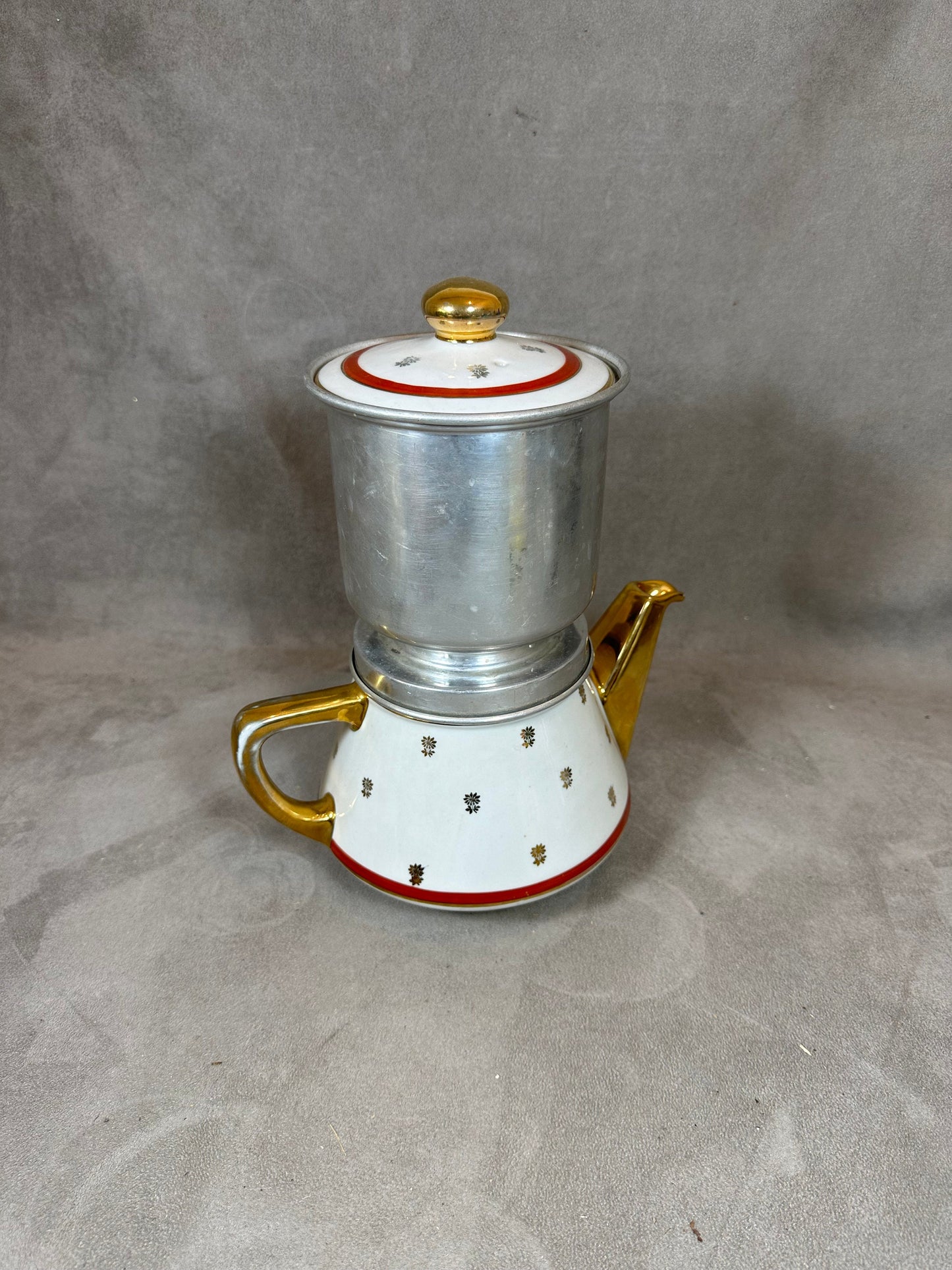 RARE Cafetière filtre Salam argenté sur faïence vintage rouge et blanche à détails doré années 1960
