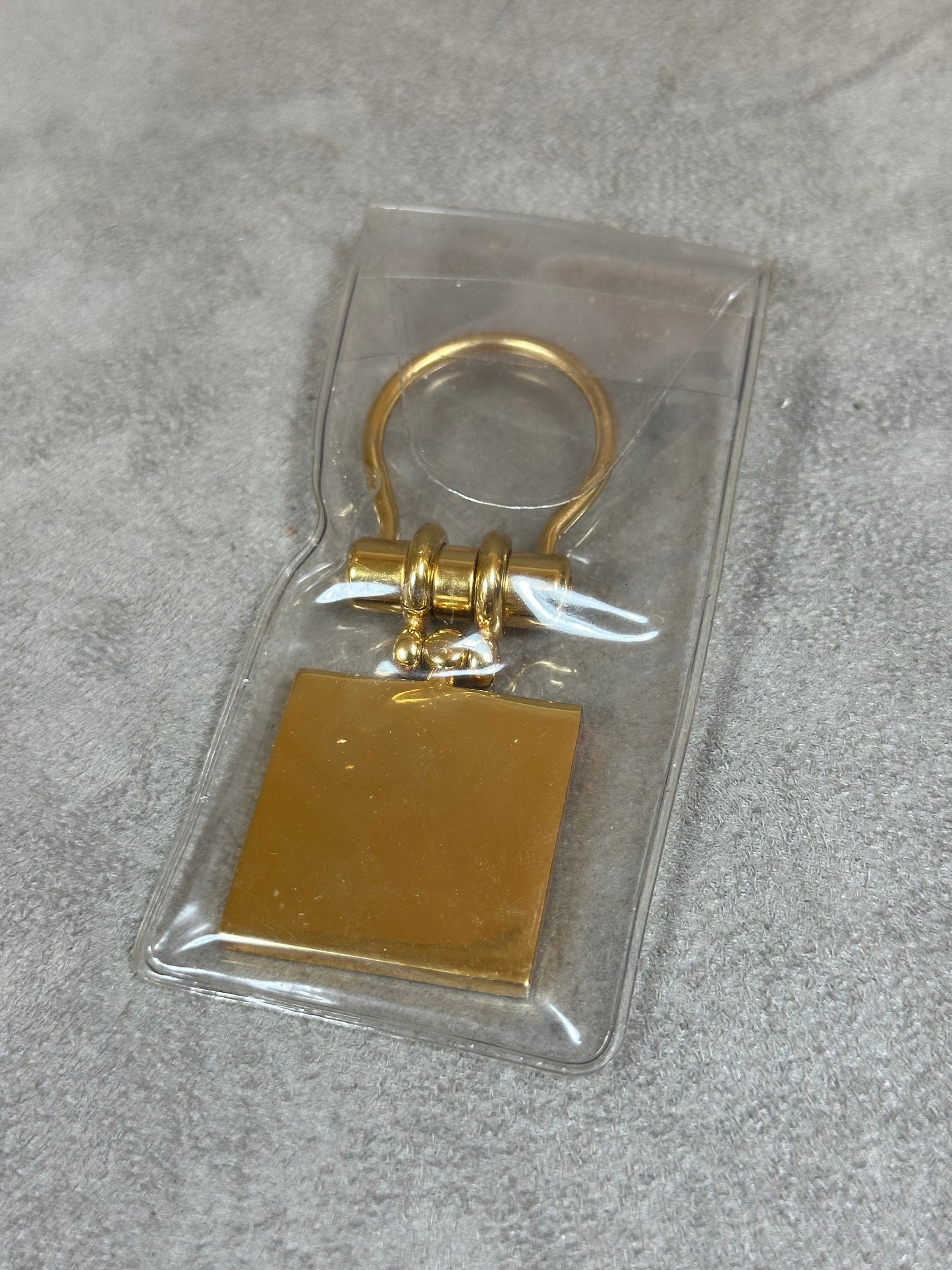 Porte clés champagne Mercier Made in France Années 1960