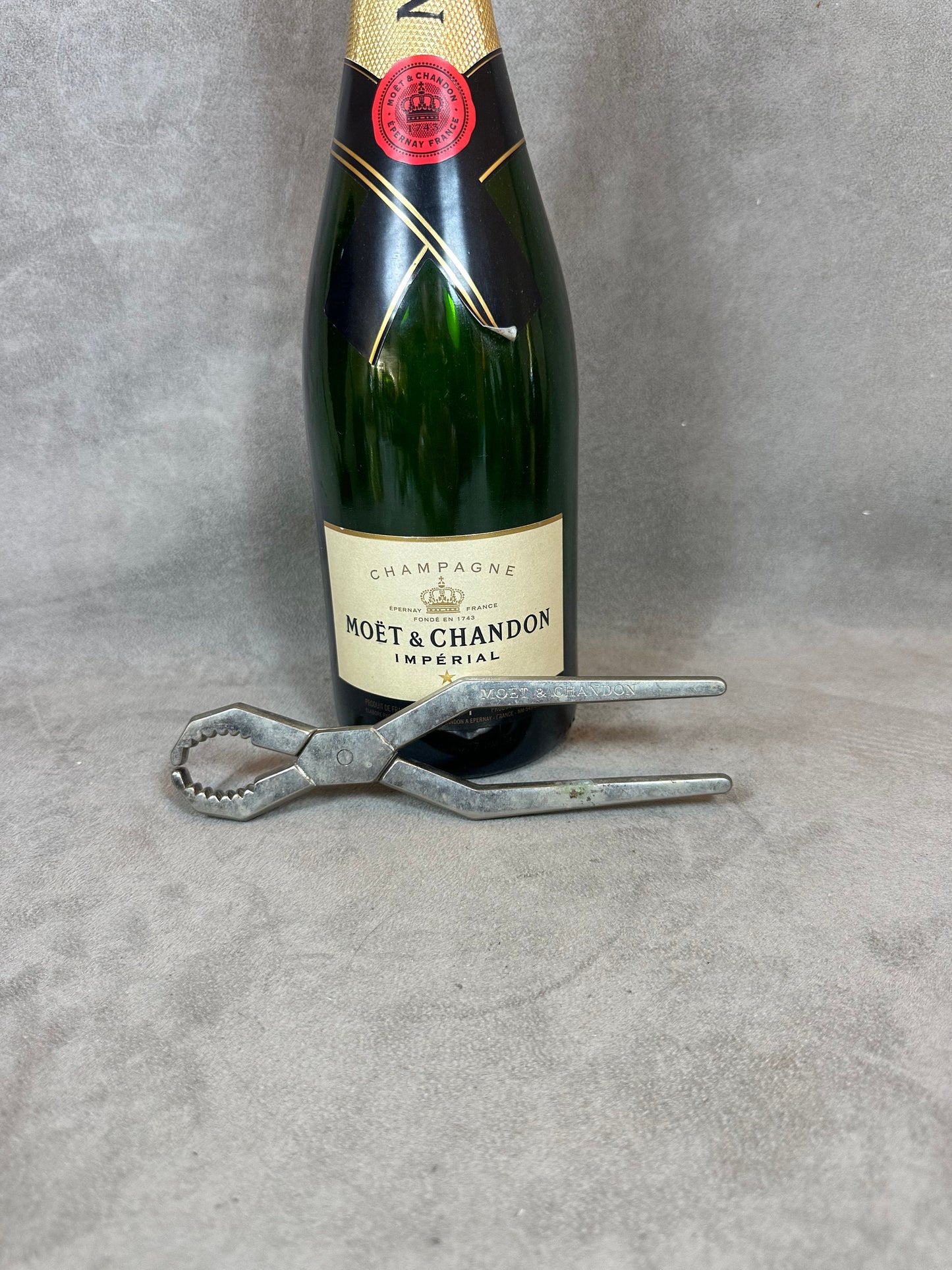 Moet et Chandon pince à champagne en acier vintage Made in France, Wine Collectors, French Wine