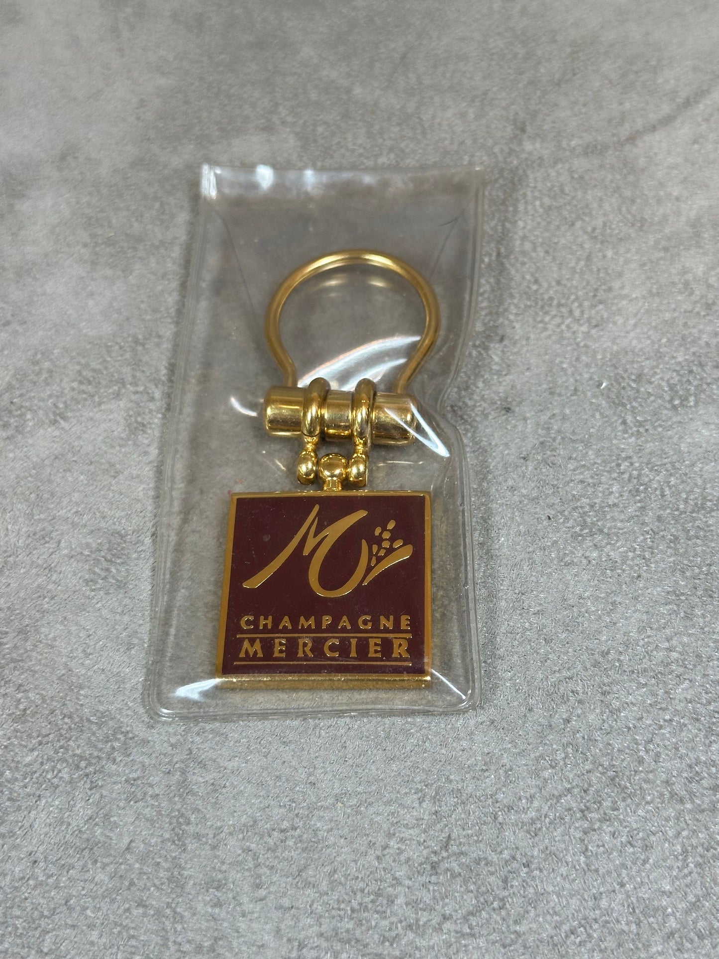 Porte clés champagne Mercier Made in France Années 1960