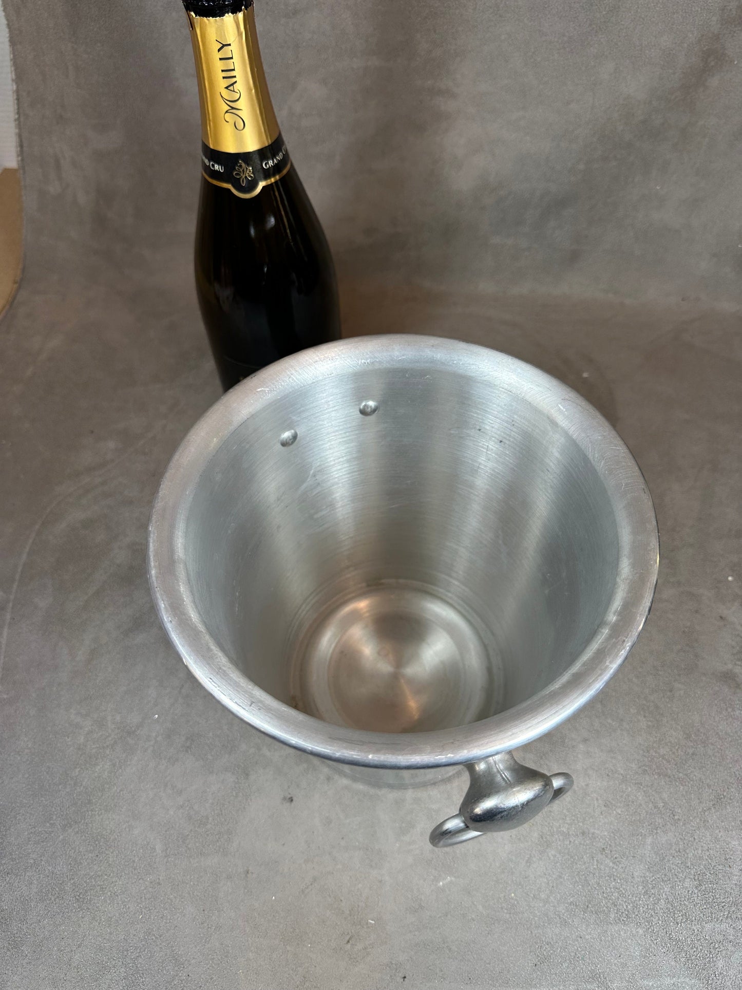 Seau à champagne en aluminium Mailly Champagne vintage made in france Années 1970