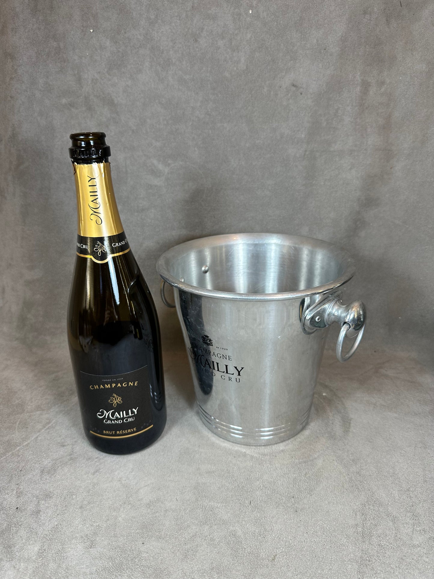 Seau à champagne en aluminium Mailly Champagne vintage made in france Années 1970