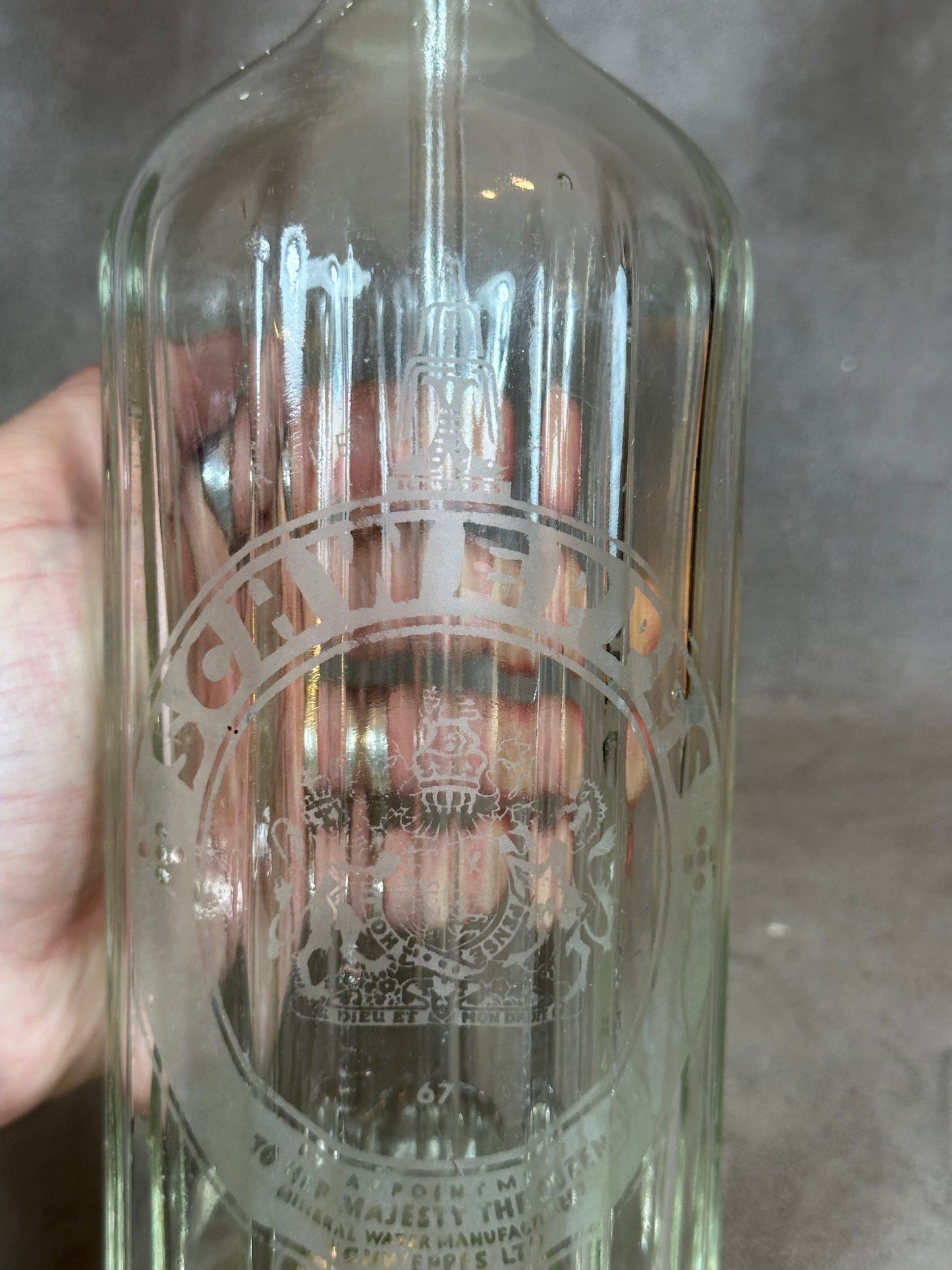 RARE Siphon en verre et plastique Schweppes vintage Made in France 1970
