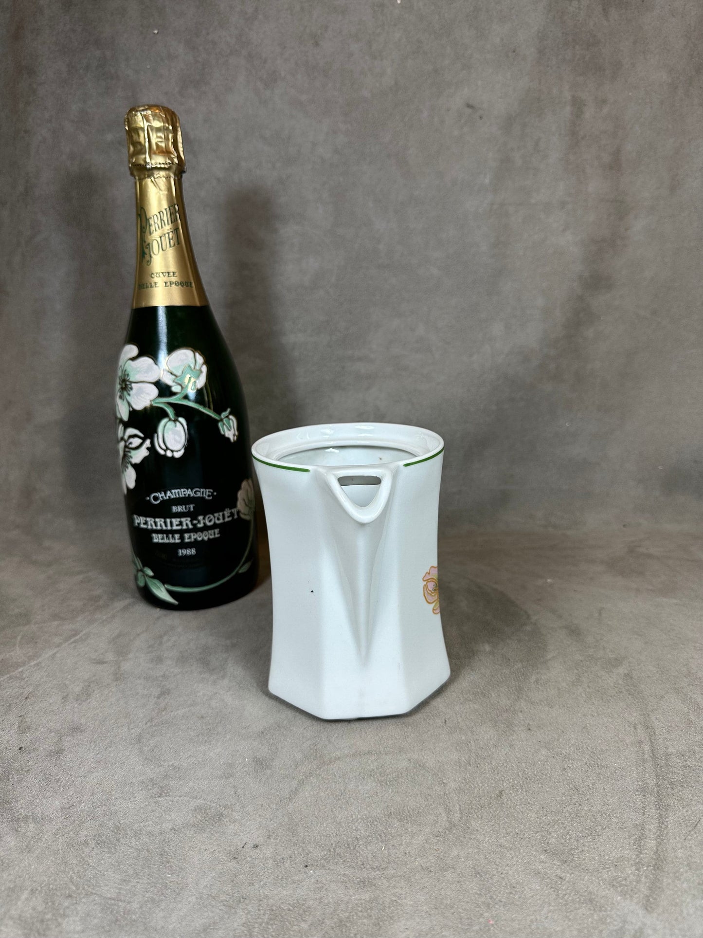 RARE Cafetière Perrier-Jouët Belle Epoque en porcelaine Apilco Made in France Vintage 1970