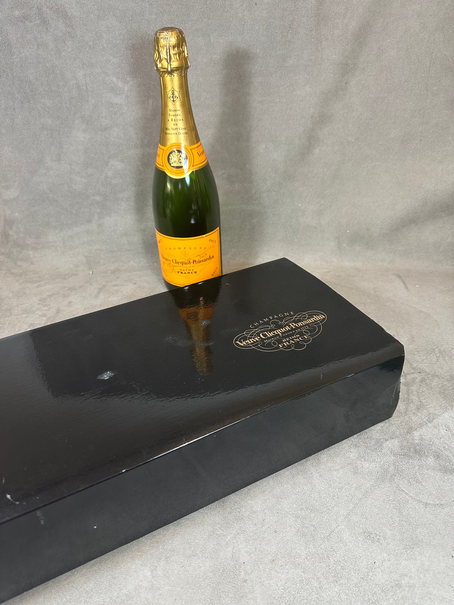 RARE 6 Flutes Veuve Clicquot Ponsardin vintage en verre dans leur boite d'origine 1960