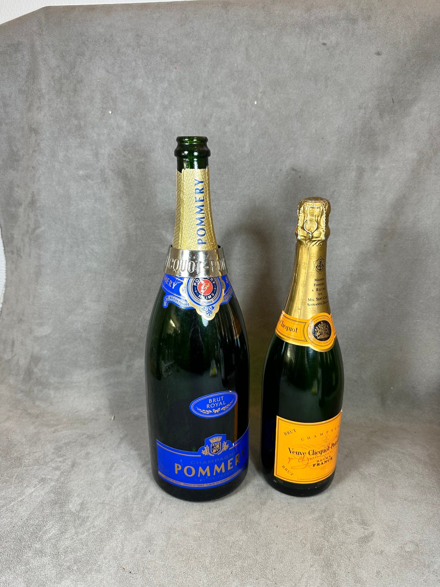 Veuve Clicquot Ponsardin Ruban serveur porte bouteille pour magnum en acier vintage