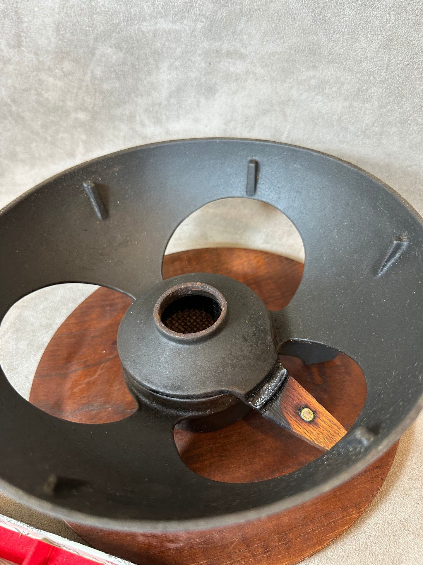 Appareil a fondue vintage en fonte emaillée avec ses 6 fourchettes Le Creuset Made in France