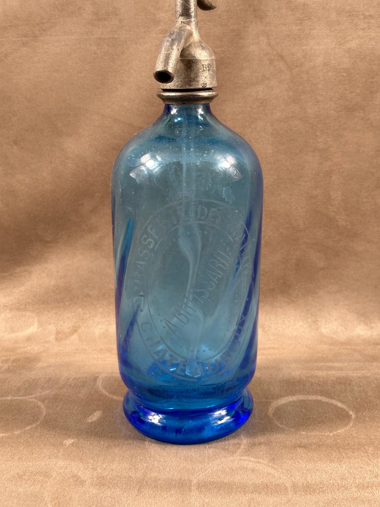 RARE Siphon à eau de seltz vintage en verre bleu Gazo-Siphon etain sans plomb Made in France 1920