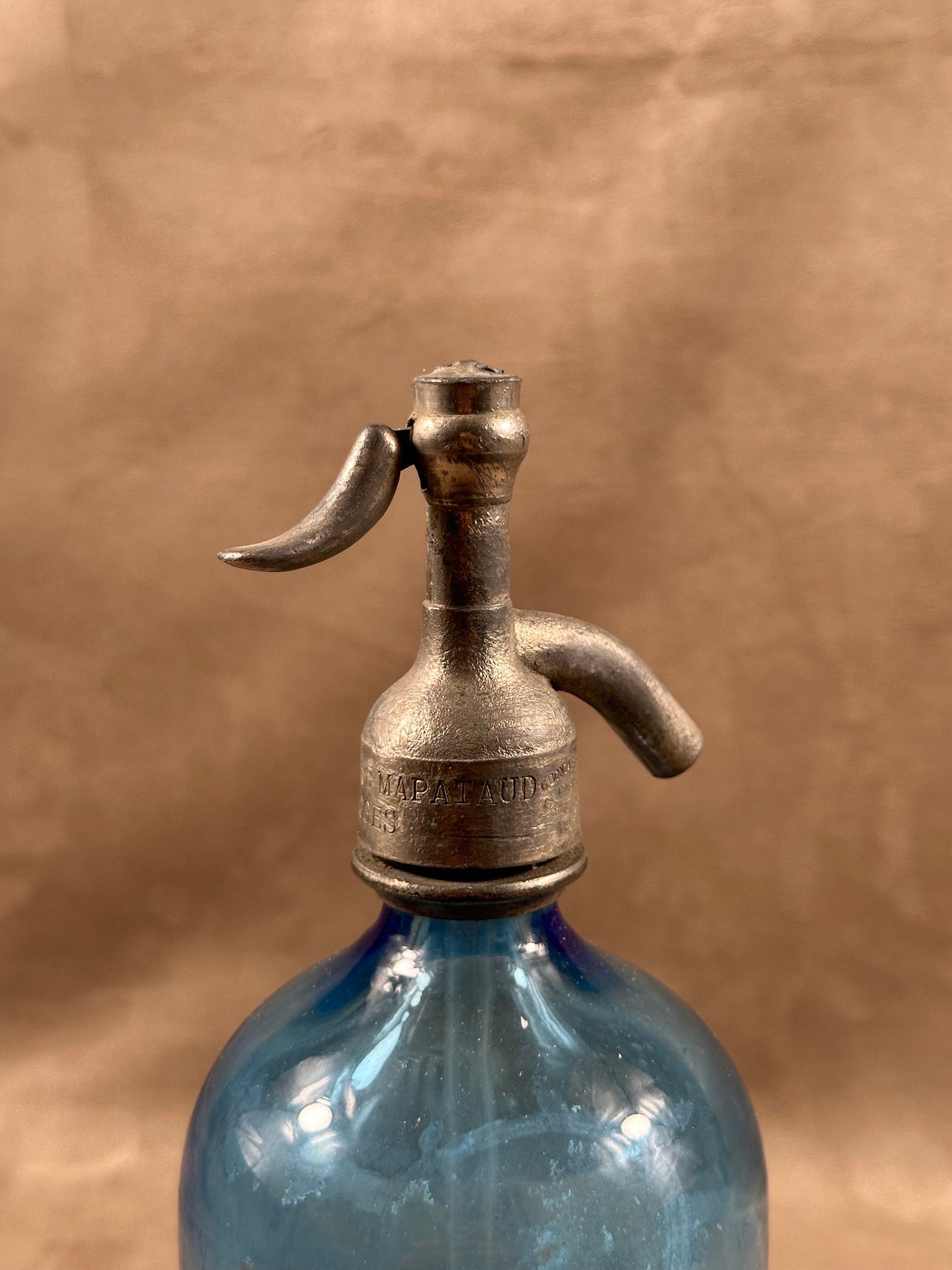 RARE Siphon à eau de seltz vintage en verre bleu Gazo-Siphon etain sans plomb Made in France 1920