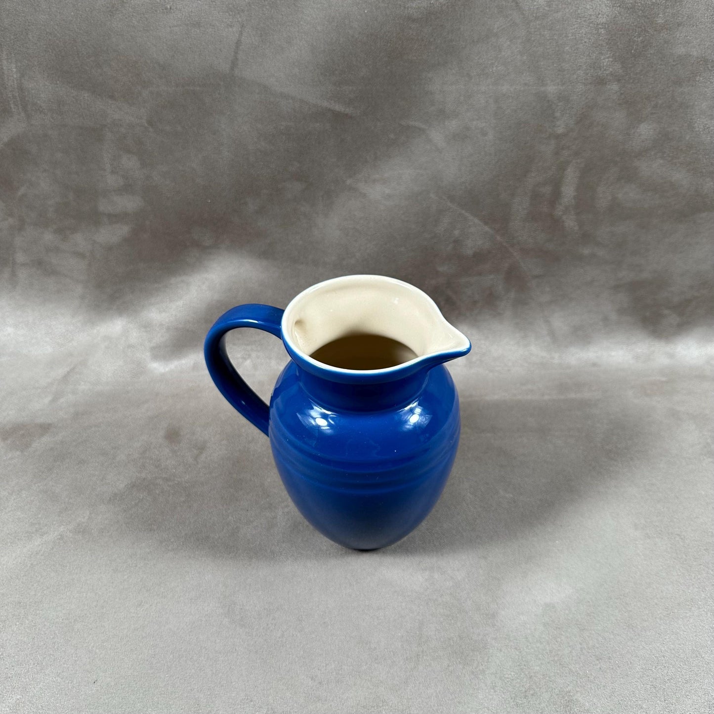 Pichet Le Creuset en céramique bleu vintage Made in France