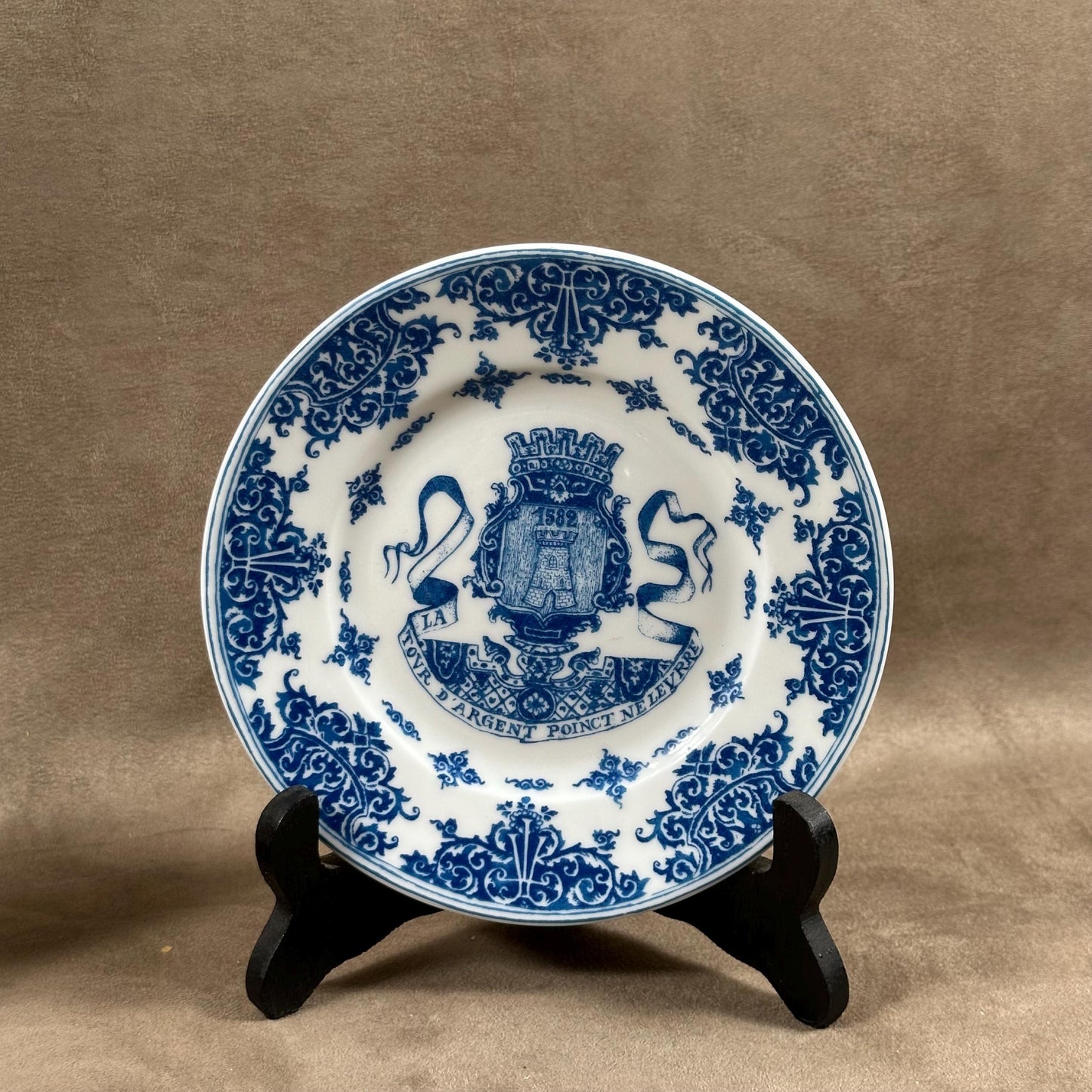 VERY RARE Lot de 2 assiettes La Tour dArgent Paris Restaurant vintage par Raynaud and Cie à Limoges Paris, Made in France 1900