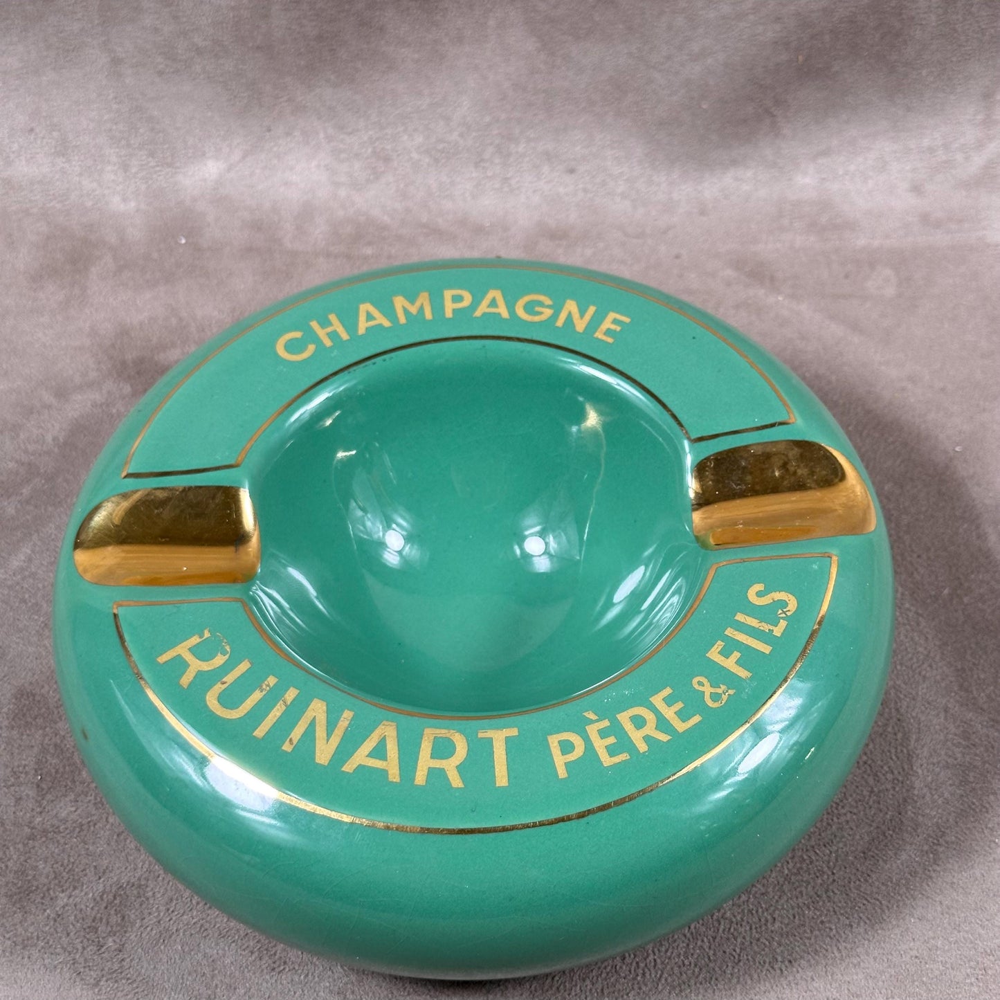 Ruinart Vintage grüner Porzellan Aschenbecher, Französischer Champagner, Champagner Geschenk Made in France