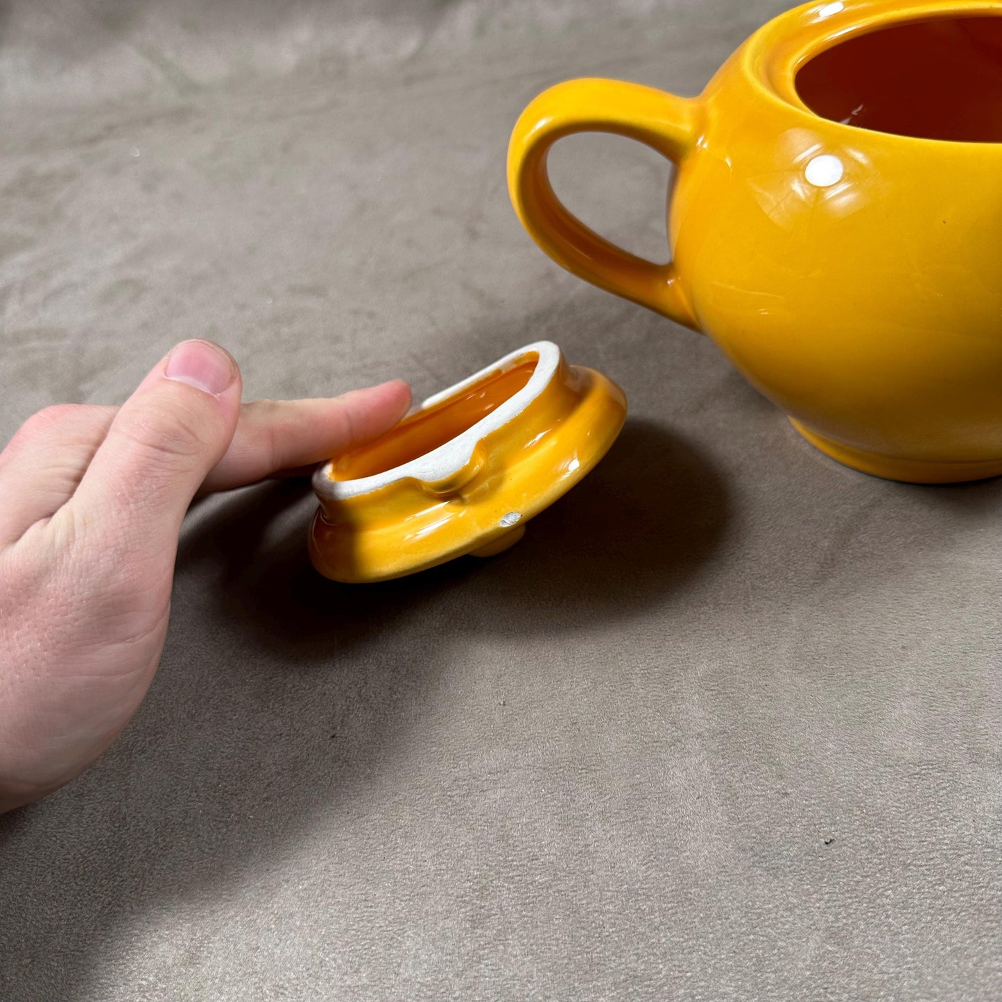 Théière en céramique jaune en forme d'éléphant Made in France