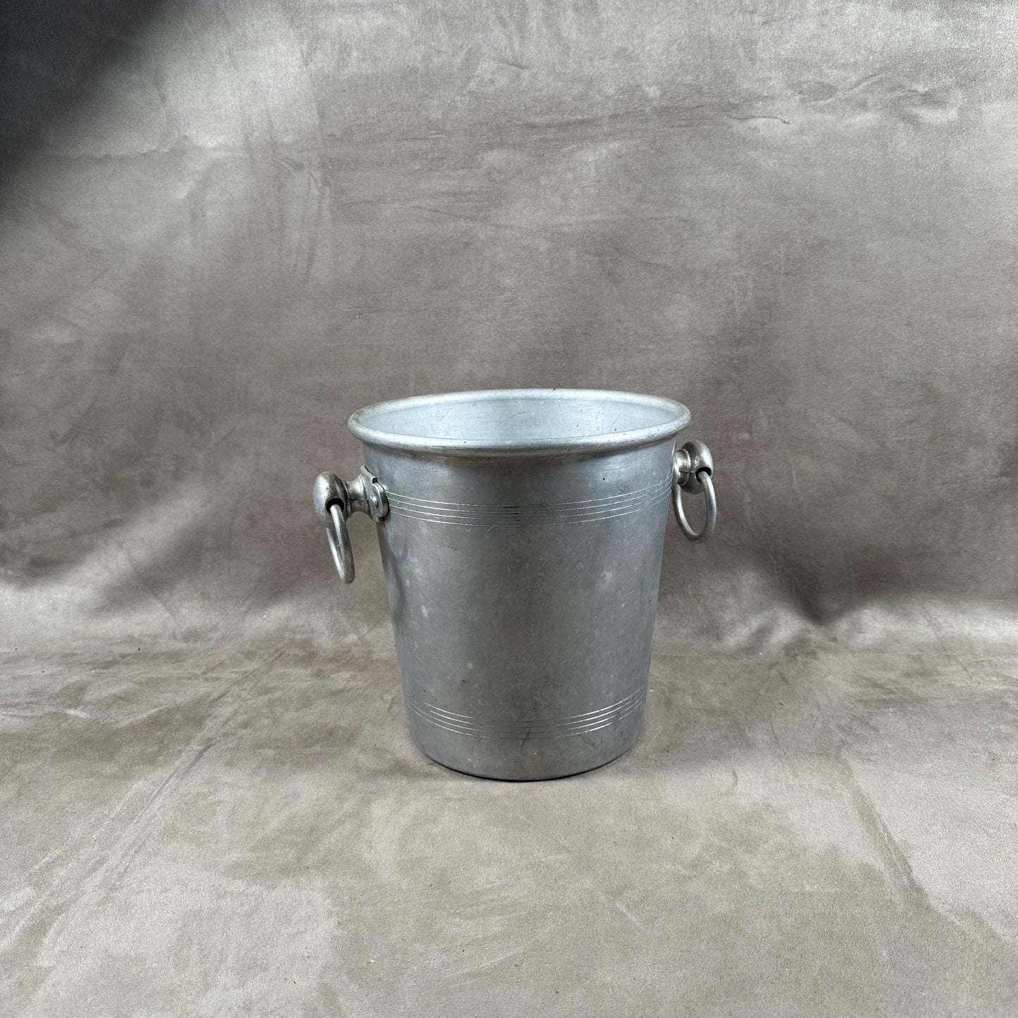 Seau à champagne en aluminium Laurent-Perrier vintage made in france Années 1970
