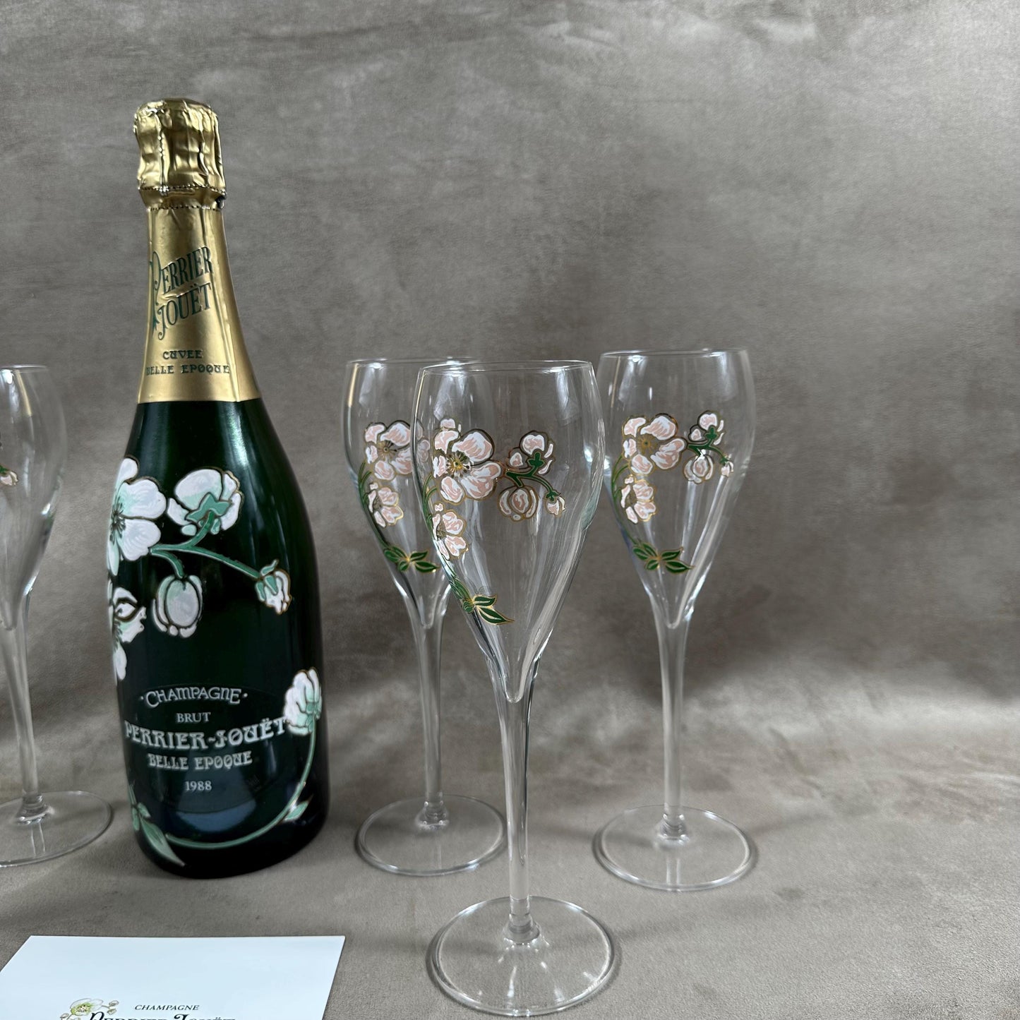 RARE Lot of 6 Perrier-Jouet Belle Epoque glass flutes hand painted with anemone decoration by Emile Gallé Perrier-Jouët 1970s