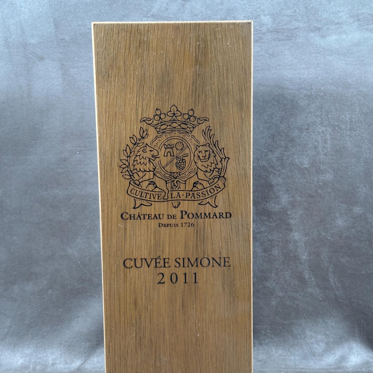 Caisse en bois pour bouteille de vin Chateau Pommard Cuvée Simone 2011 Made in France