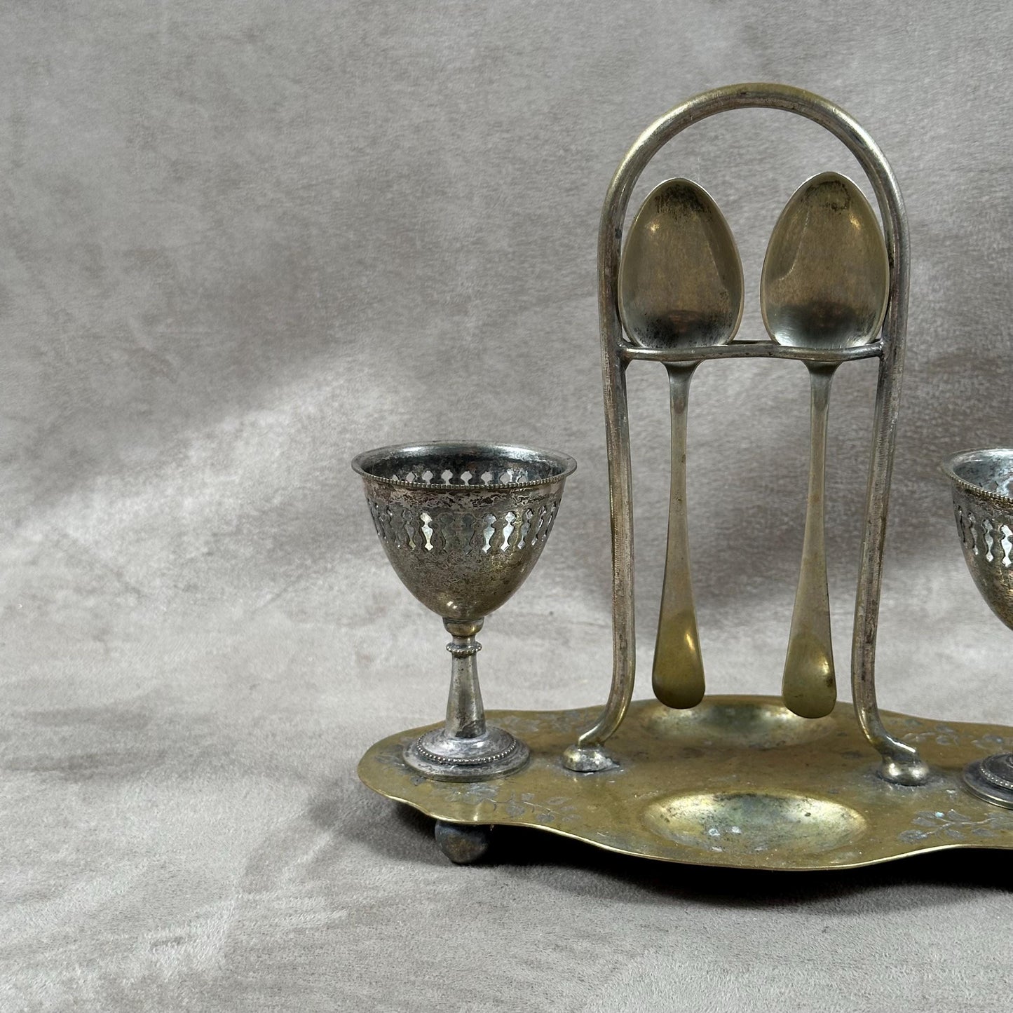 RARE Service à oeuf a la coque en métal argenté vintage Made in England 1900