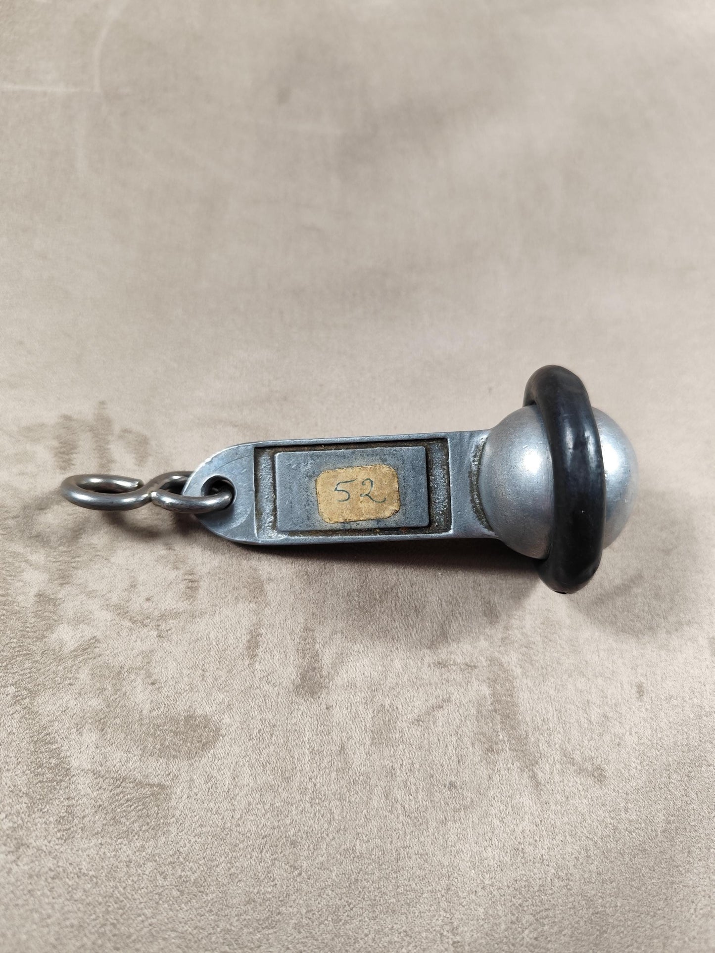 RARE Porte clés en Métal, Hôtel Bristol Reims Champagne, Chambre #52, Made in France, Vintage 1970