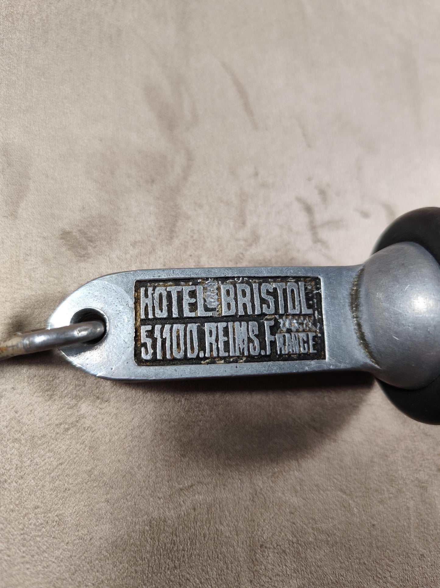 RARE Porte clés en Métal, Hôtel Bristol Reims Champagne, Chambre #58, Made in France, Vintage 1970