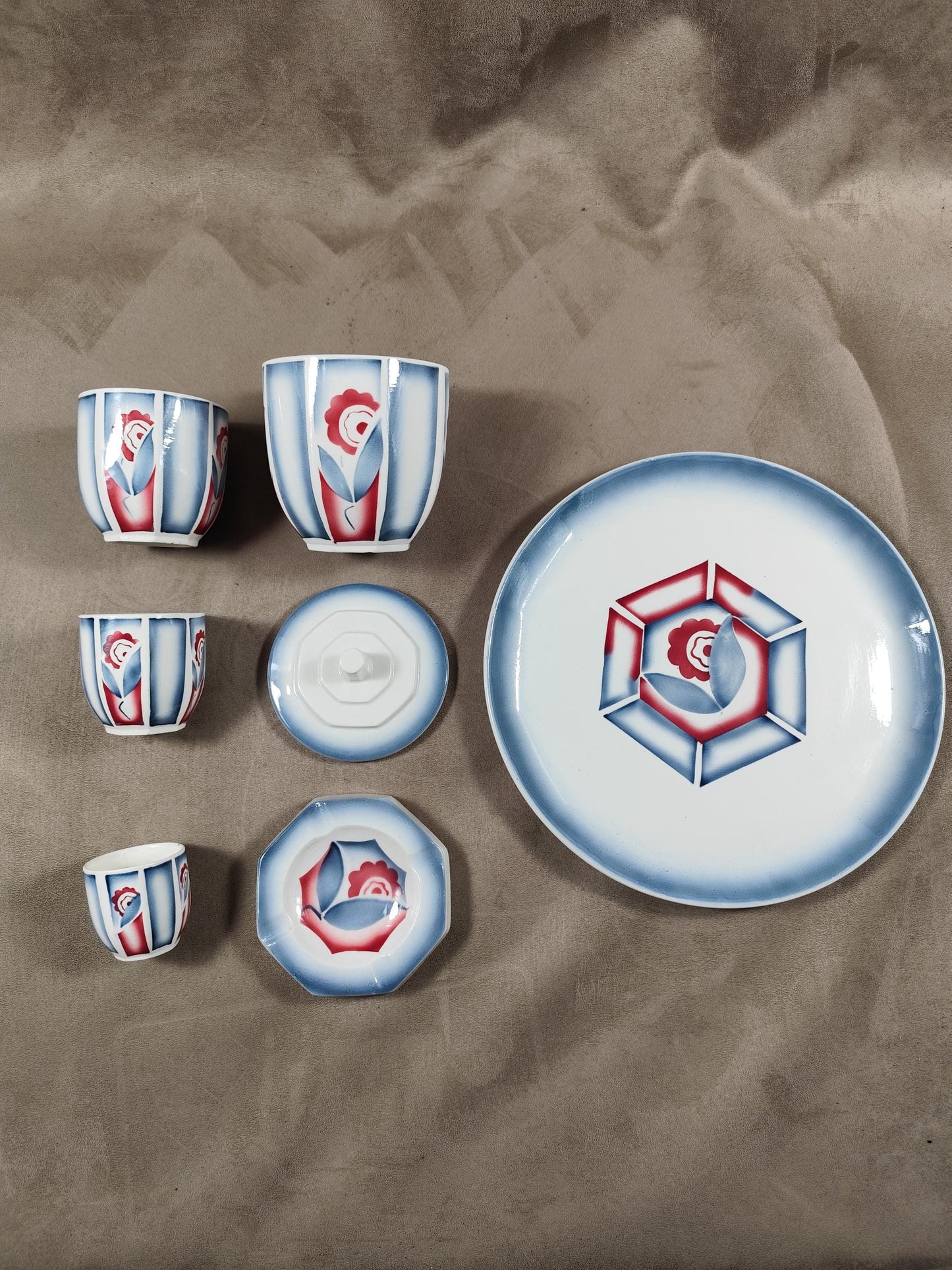 VERY RARE Nécessaire du fumeur Set de 6 pièces en Faience Art Deco par Digoin Sarreguemines Made in France Vintage 1930