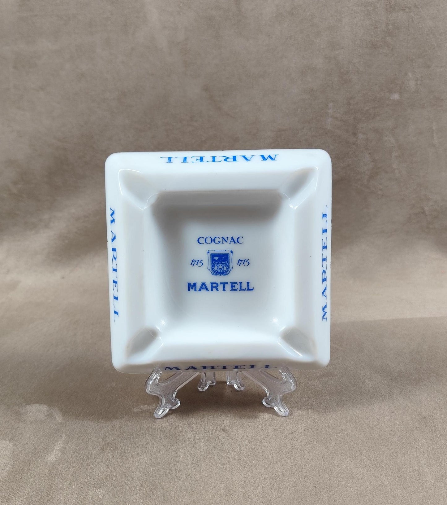 Cendrier publicitaire cognac Martell en opalex blanc vintage Made in France 1970