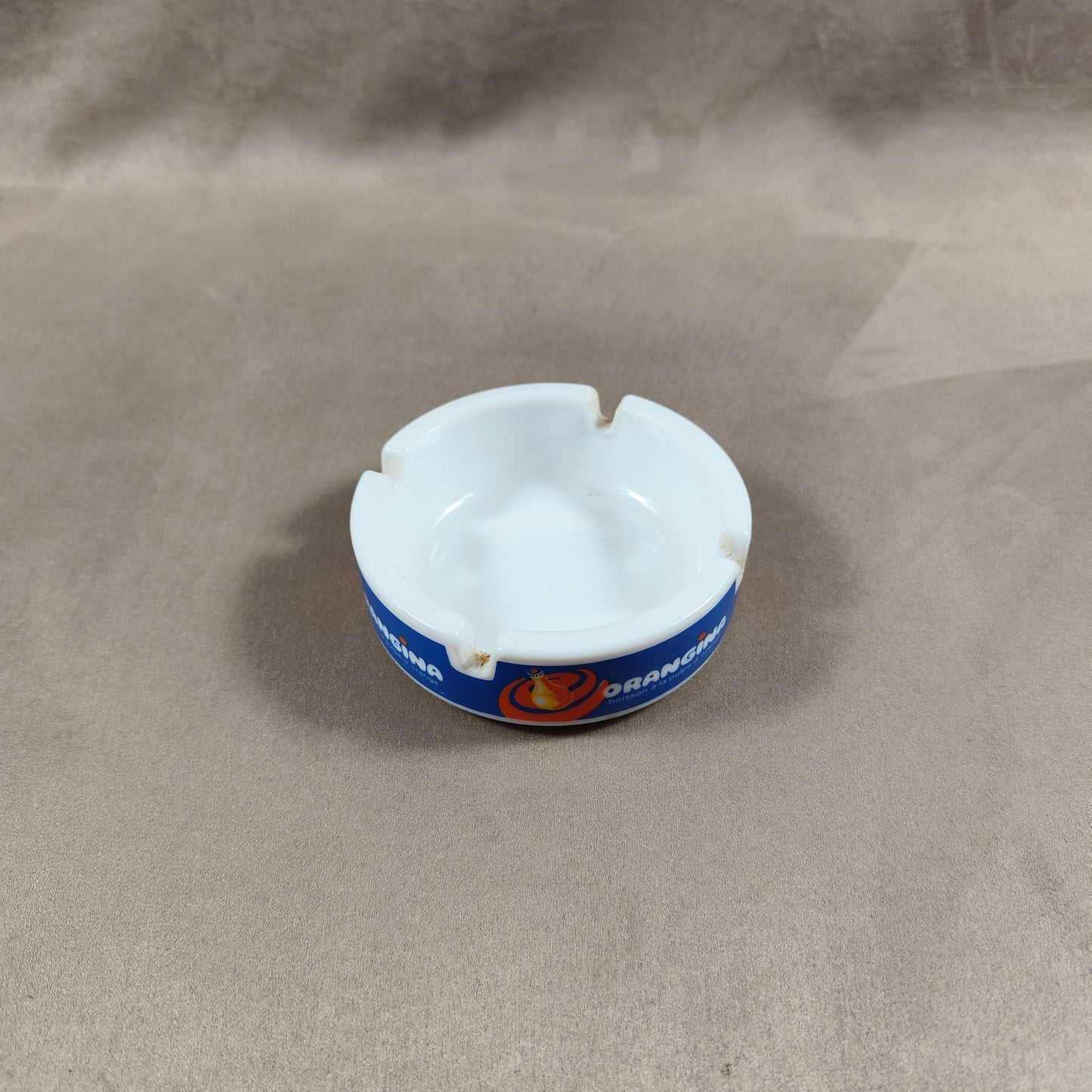 Cendrier en verre blanc vintage Orangina Made in France