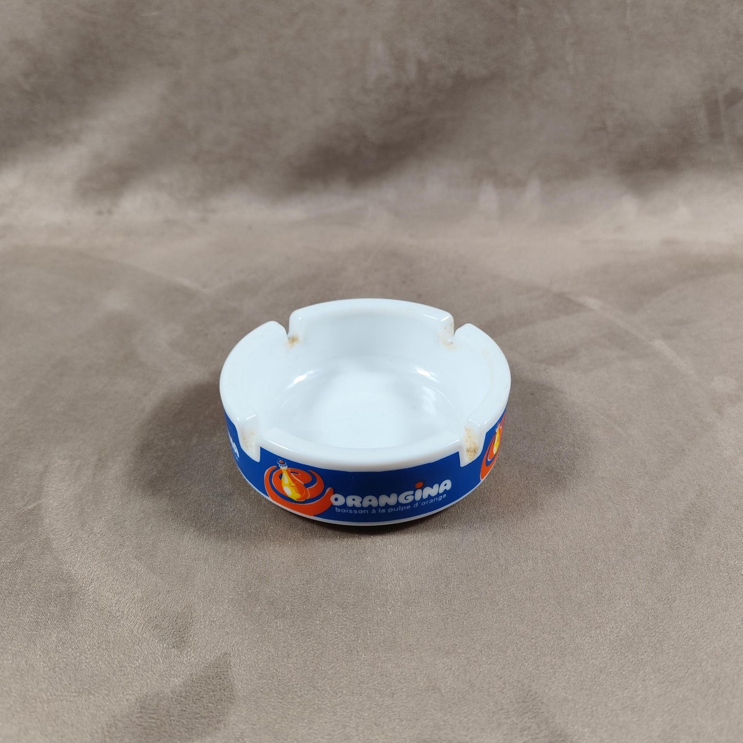 Cendrier en verre blanc vintage Orangina Made in France