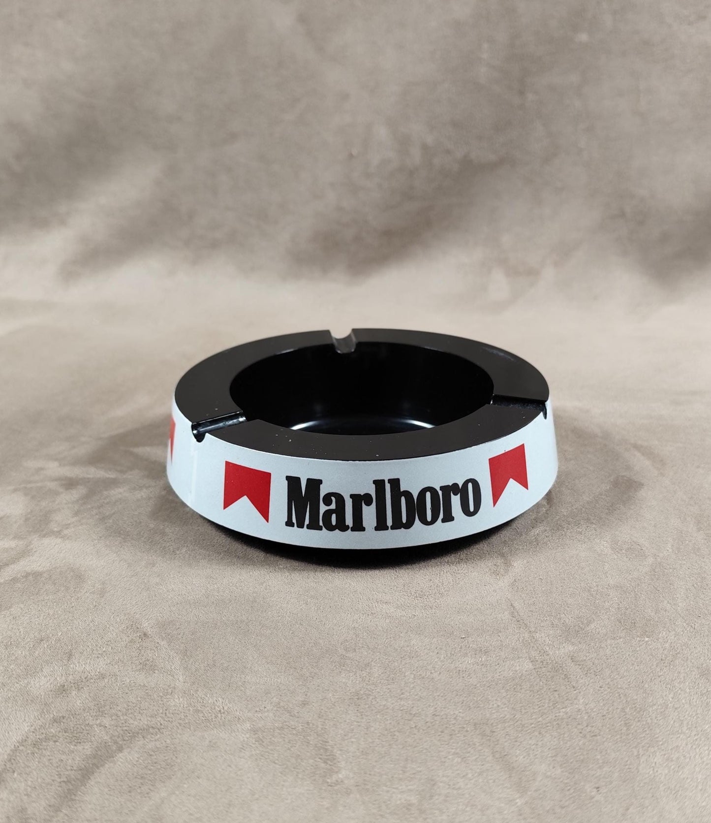 Cendrier vintage en plastique Marlboro Made in Italy Années 1980