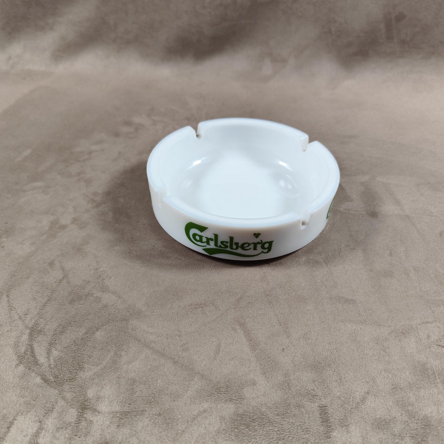 Cendrier Carlsberg XL publicitaire vintage en verre blanc Made in France 1970