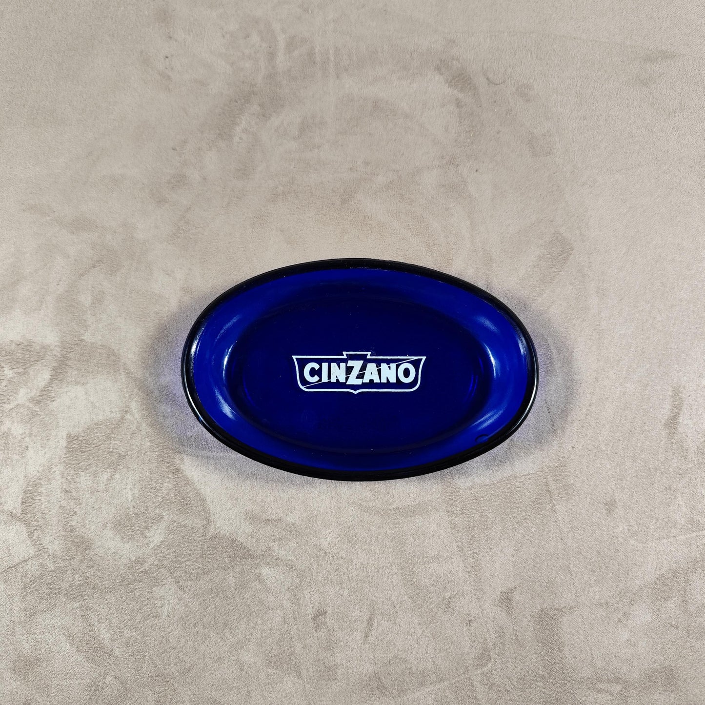 Cendrier Cinzano Bianco publicitaire vintage en verre bleu Made in France Années 1960