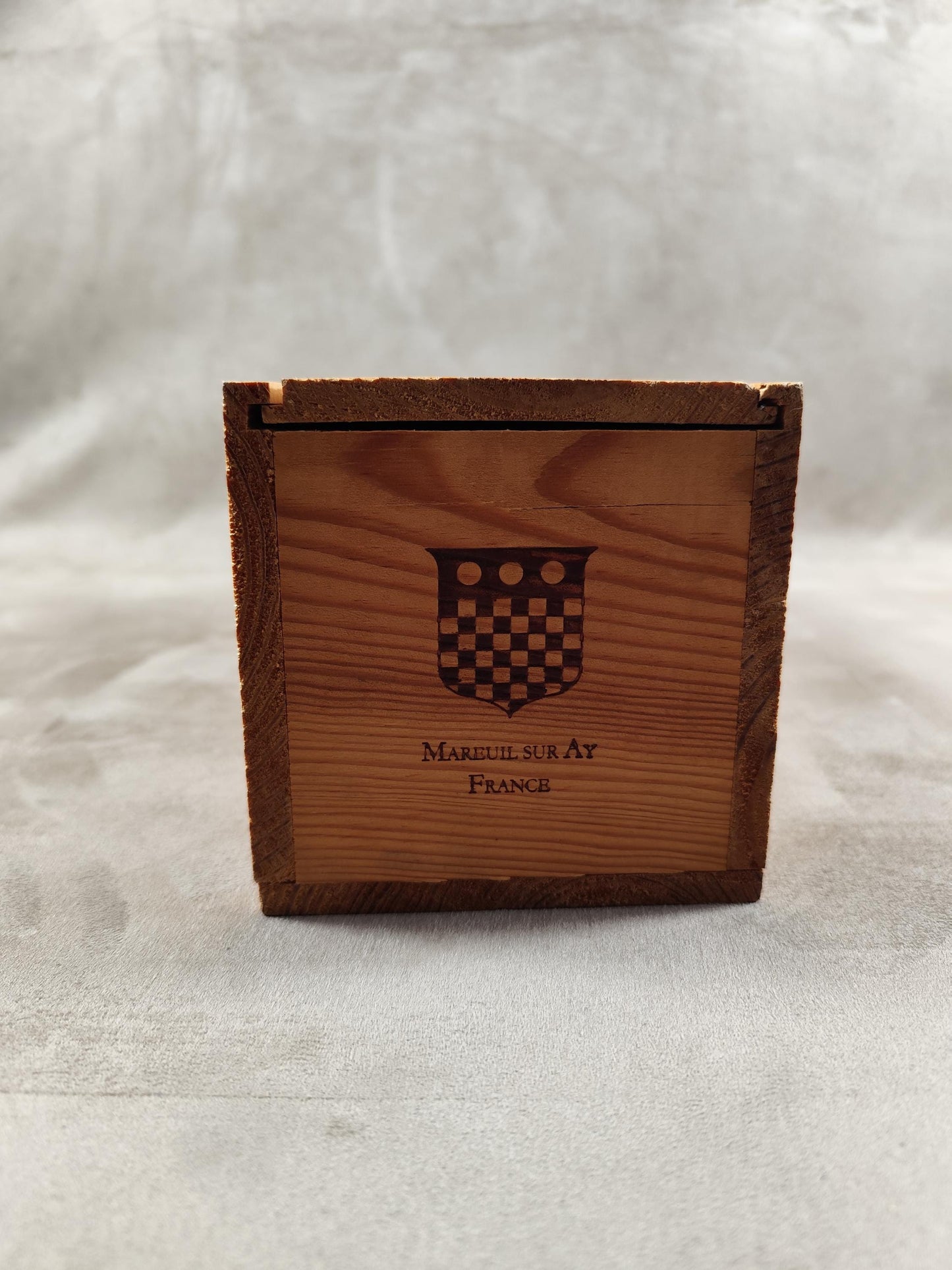 Caisse en bois Champagne Philipponnat Clos Des Goisses Made in France Années 1980