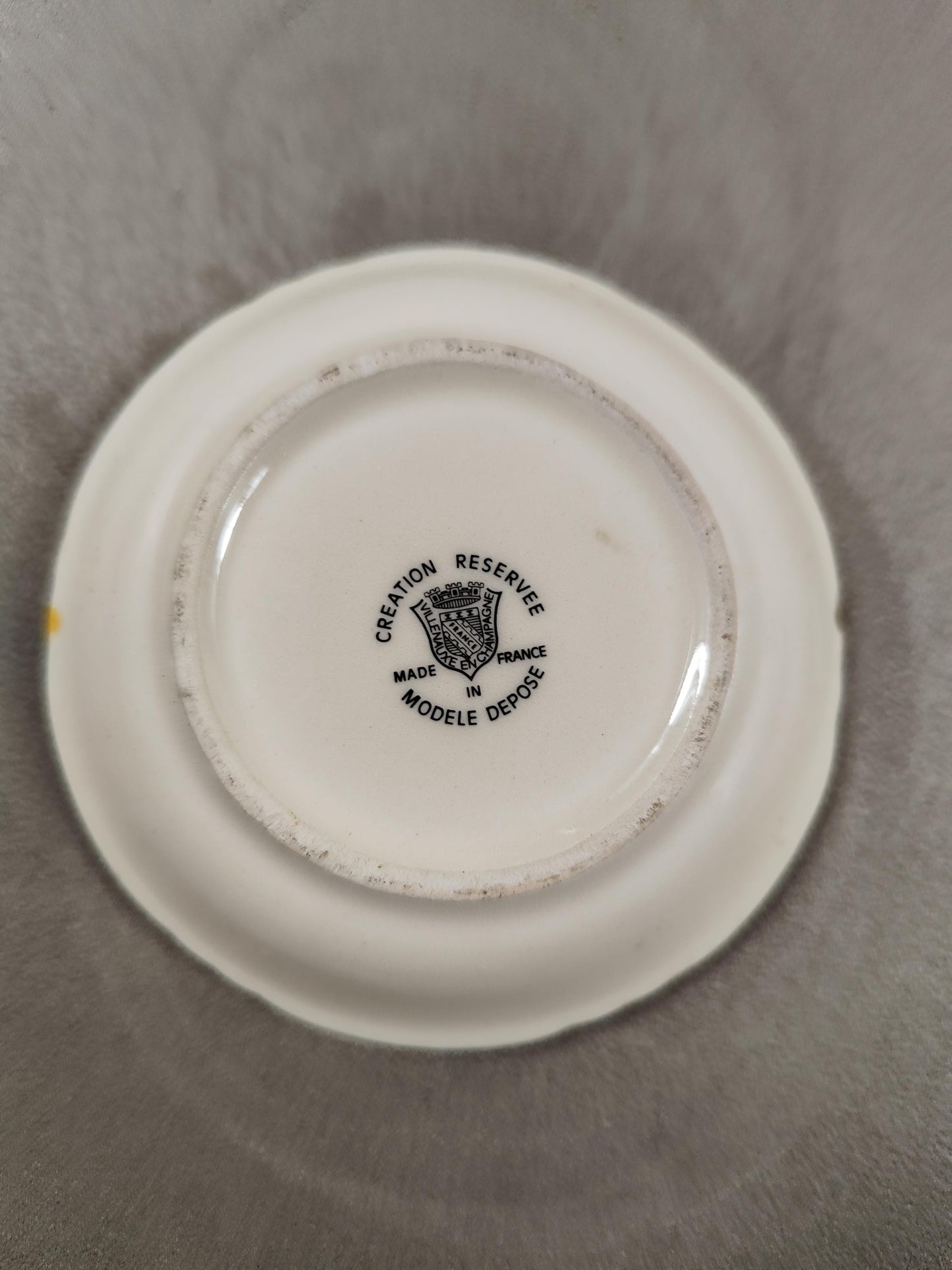 Cendrier vide-poche Champagne Veuve Clicquot Ponsardin faïence Villenauxe Reims France vintage
