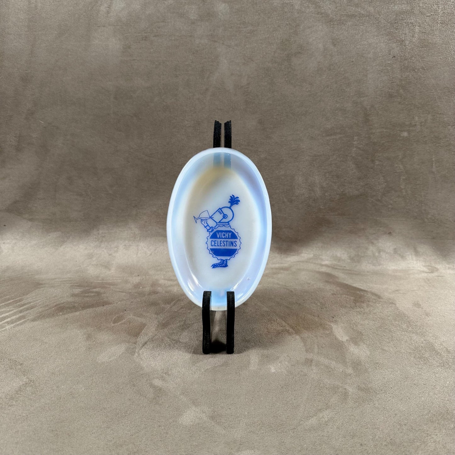 Cendrier en Verre par Magnier Blangy, Vichy Celestins, Made in France, Vintage 1980