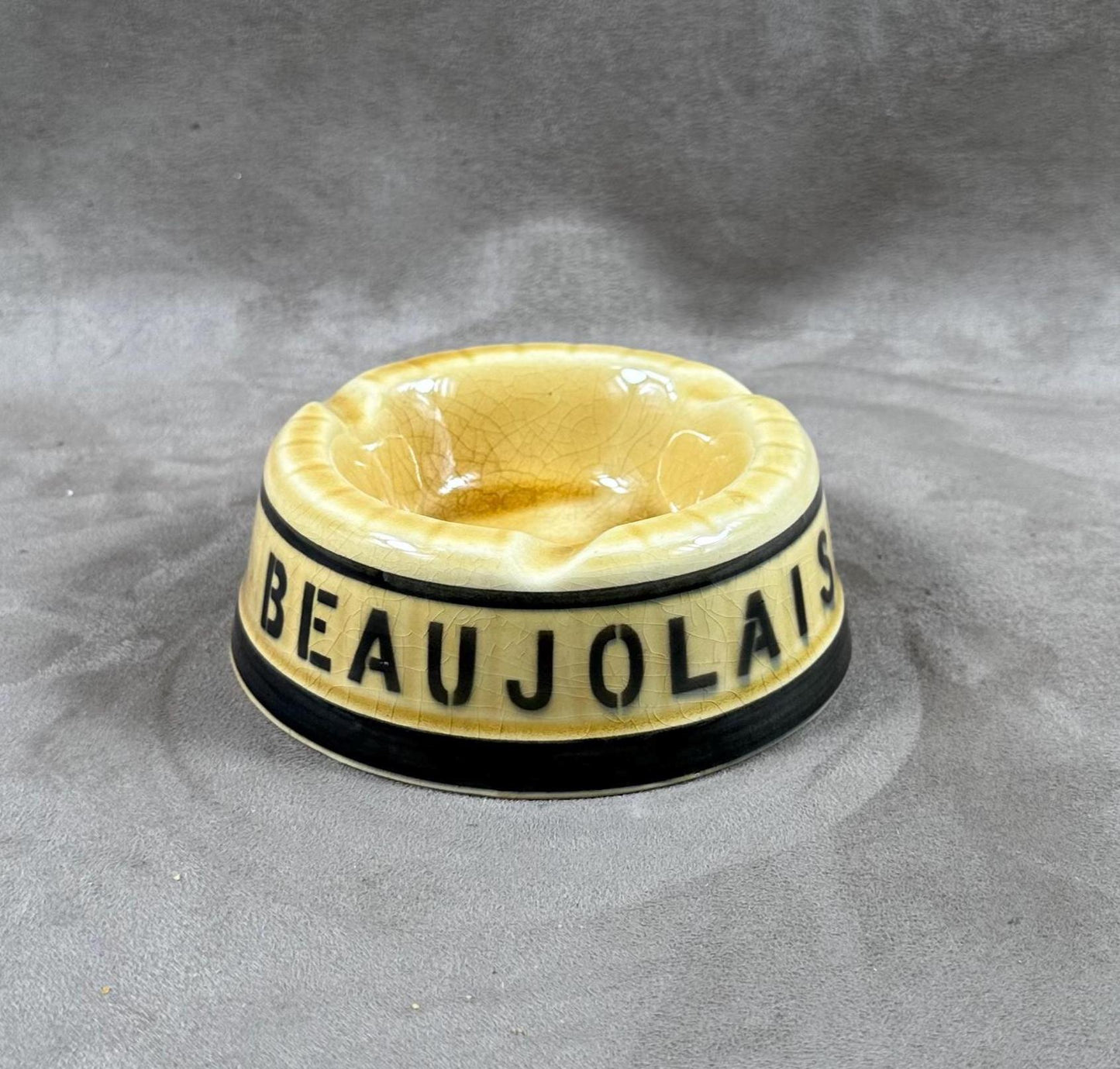 Cendrier publicitaire vintage Beaujolais Piat Macon en faience Made in France 1950