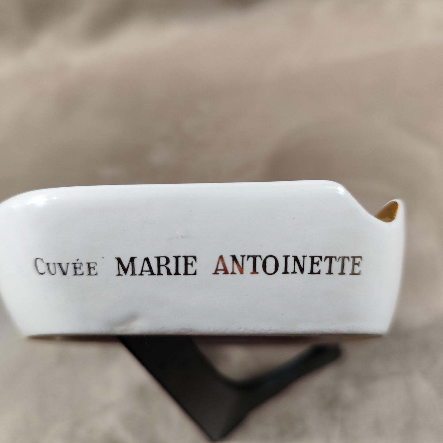 Cendrier publicitaire en faience Champagne Irroy cuvée Marie Antoinette par Villenauxe Made in France Vintage 1980