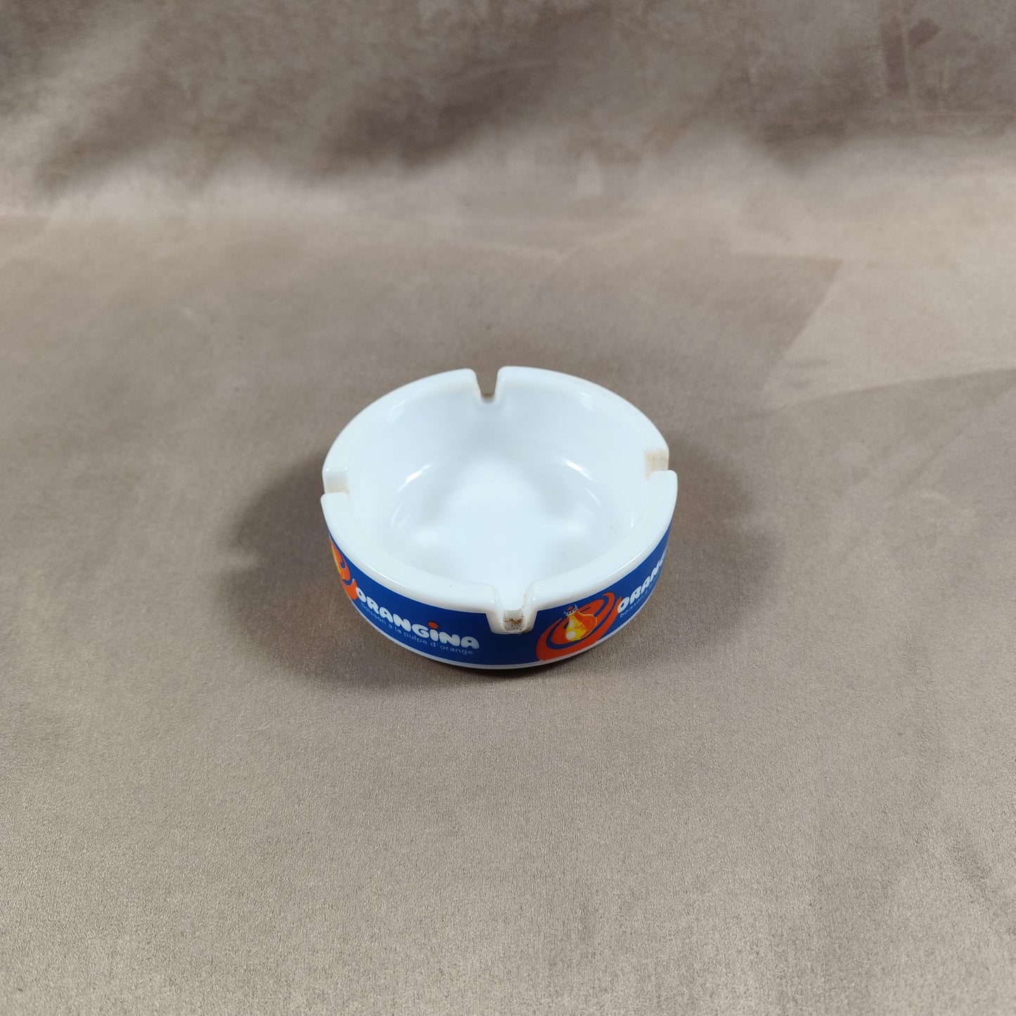 Cendrier en verre blanc vintage Orangina Made in France