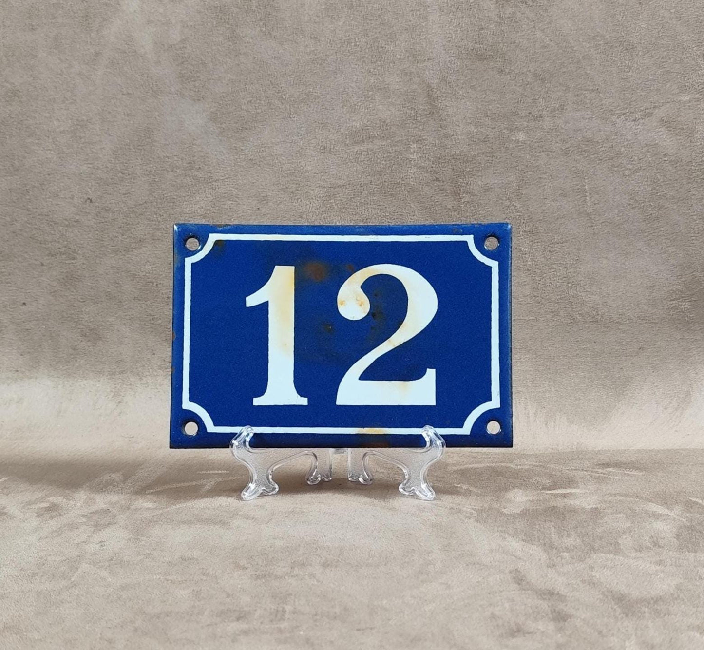 RARE Plaque de rue de ville Française Numéro 12 en tôle émaillée bleue, Made in France, Vintage 1950
