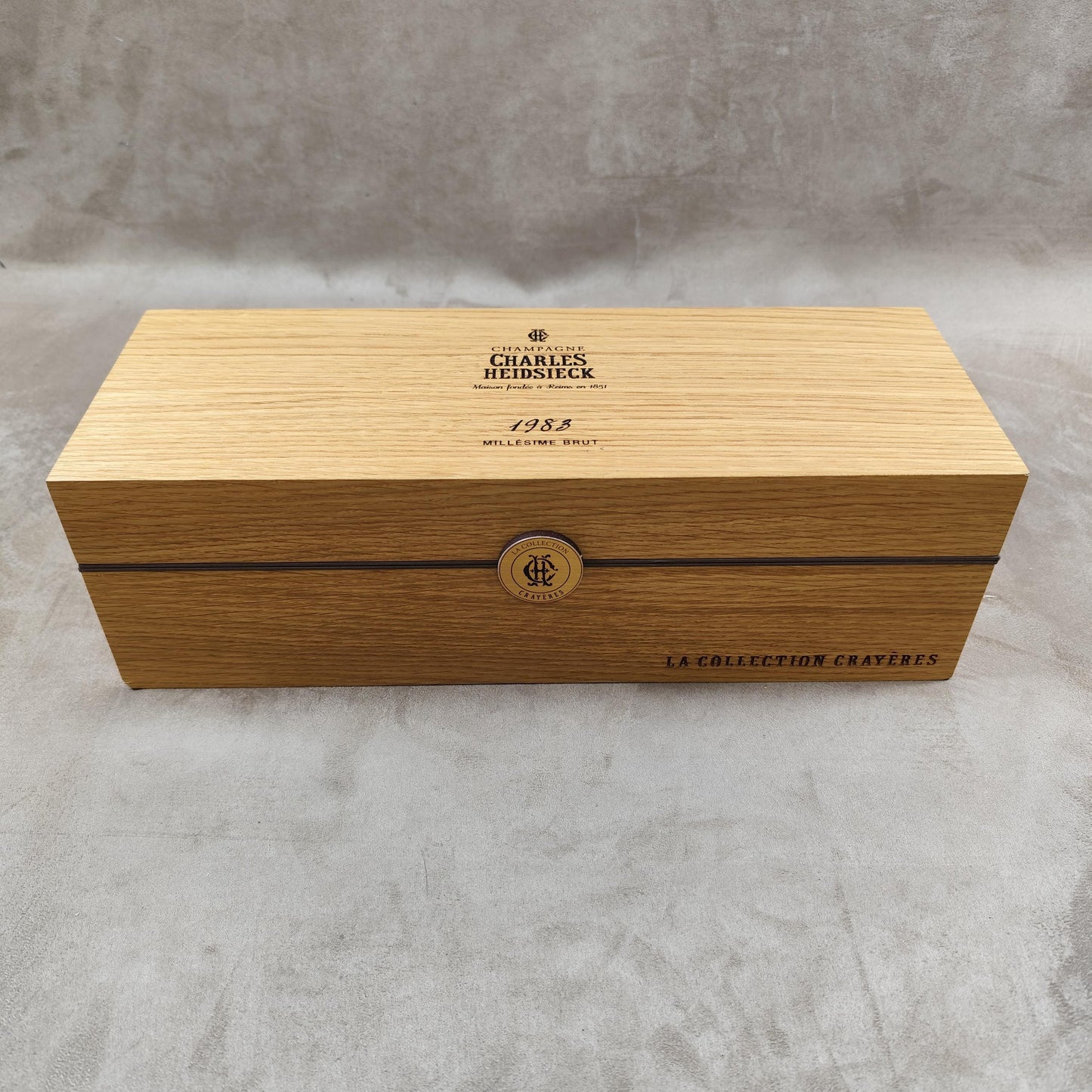 Caisse en bois pour bouteilles de champagne Charles Heidsieck Made in France Années 1980