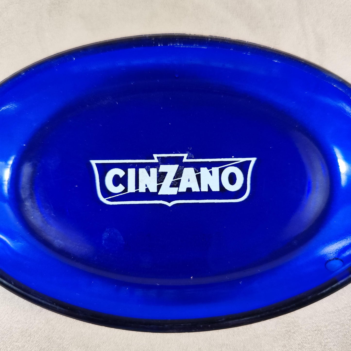 Cendrier Cinzano Bianco publicitaire vintage en verre bleu Made in France Années 1960