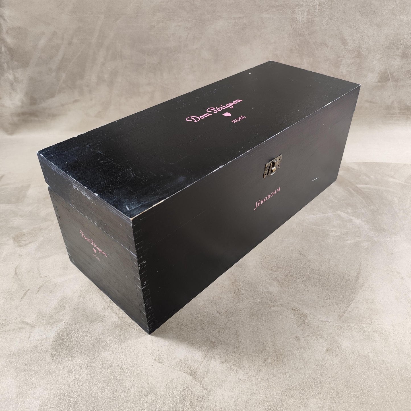 Caisse en bois pour Jéroboam de champagne Rosé Dom Pérignon Made in France Années 1980
