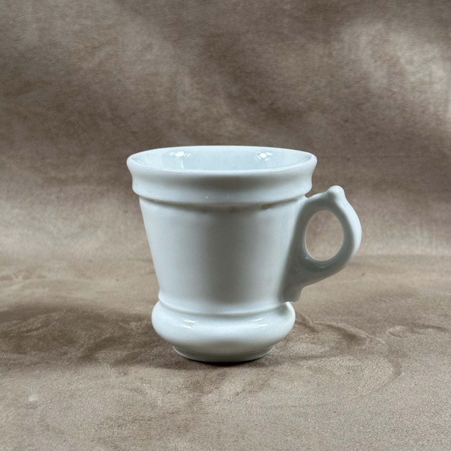 Tasse Brulot ancienne en faience blanche vintage Made in France Années 1920