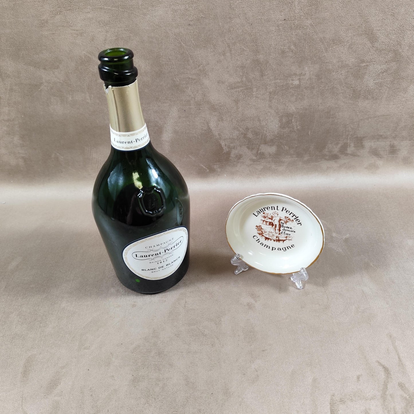 Cendrier vide-poche publicitaire Champagne Laurent-Perrier en faïence Moulin des Loups Made in France Vintage 1970