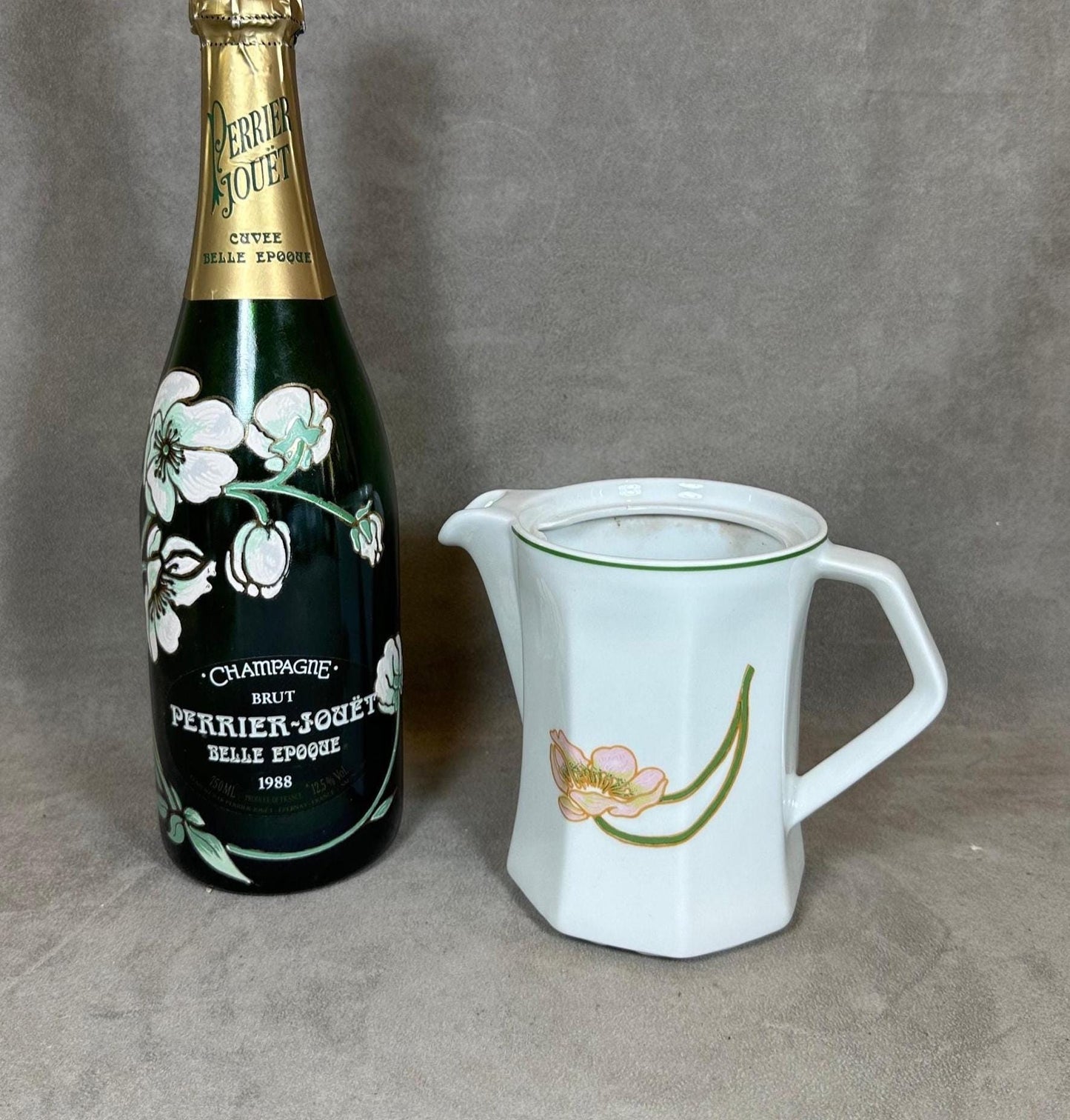 RARE Cafetière Perrier-Jouët Belle Epoque en porcelaine Apilco Made in France Vintage 1970