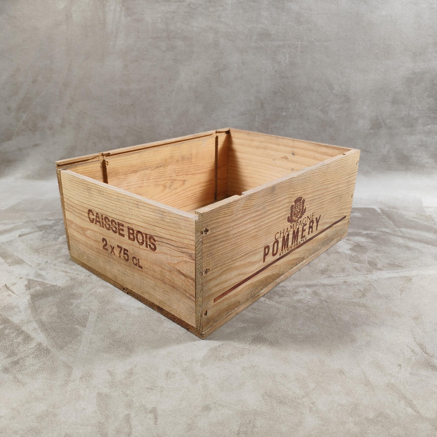 Caisse en bois pour bouteilles de Champagne Pommery Made in France Vintage 1980