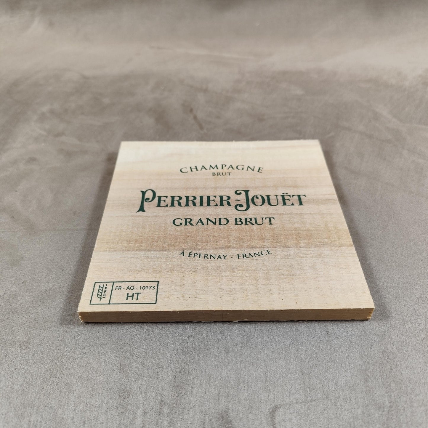 Planche en bois décorative pour bouteilles de champagne Perrier-Jouët grand brut Made in France Années 1980